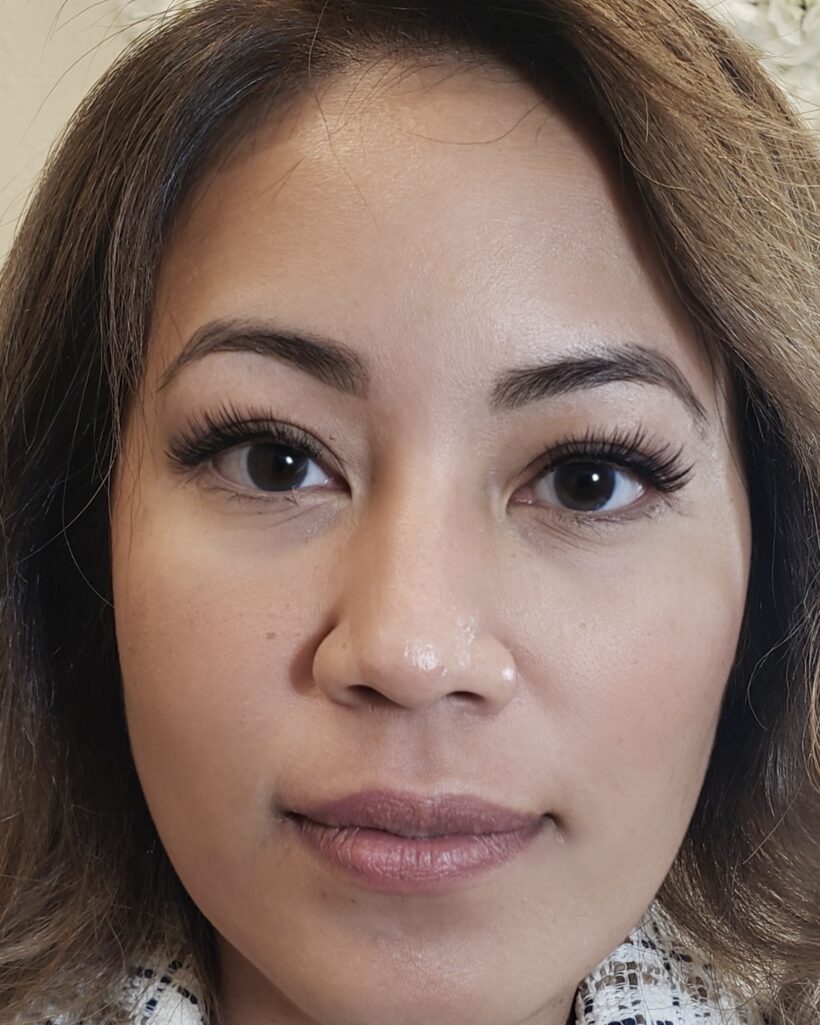 Client after a volume lash extension set